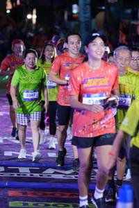 BIB: 3247, 100, 4569, 192
                            <button type="button" onclick="openModal(26228294)" class="btn btn-primary btn-sm float-right btn-popup" data-toggle="modal" data-target=".modal-high-quality">
                        <i class="fas fa-shopping-cart"></i> Add to Cart
                    </button>
                                            <button type="button" onclick="isThisMe(26228294, true)" class="btn btn-success btn-sm float-right btn-popup btn-isme hidden" data-toggle="tooltip" data-placement="bottom" title="นี่คือรูปของคุณใช่ไหม คลิกที่นี่เพื่อเอาเข้าอัลบั้ม">
                        <i class="fas fa-plus"></i> Add to album
                    </button>
                    <button type="button" onclick="isThisMe(26228294, false)" class="btn btn-warning btn-sm float-right btn-popup btn-isnotme hidden">
                        <i class="fas fa-ban"></i> Remove from album
                    </button>